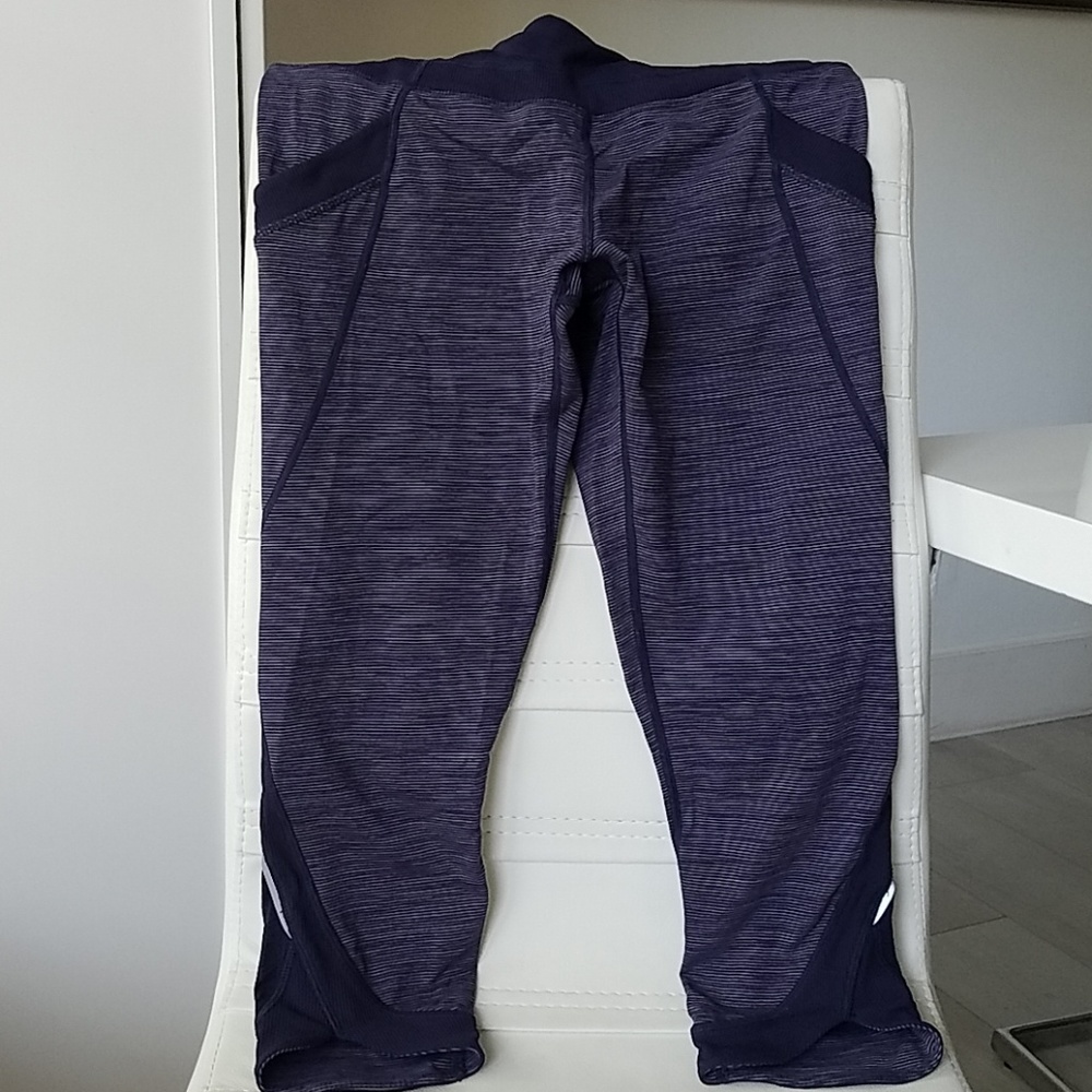 Lululemon run crops